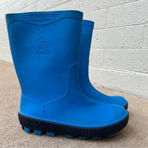 KAMIK // Big Kids Riptide - Rubber Mid Calf Waterproof Rain Boots - Size 5